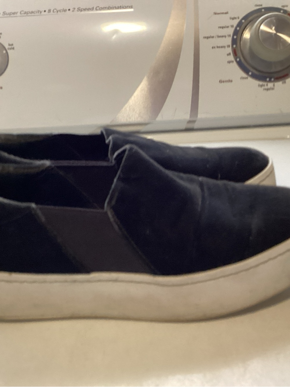Men's Slip-On Casual Sneakers in Black